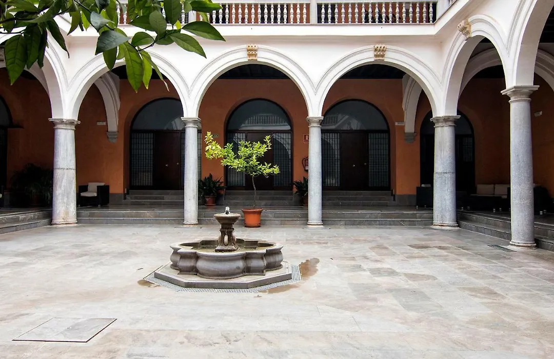 Apartamentos Palacio de los Jerónimos-1